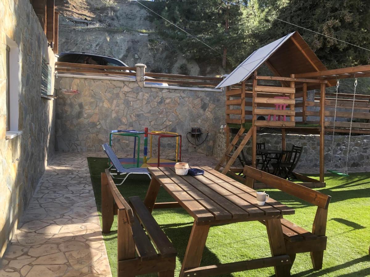 Diamond Stone Wooden Guest House Chandria Экстерьер фото